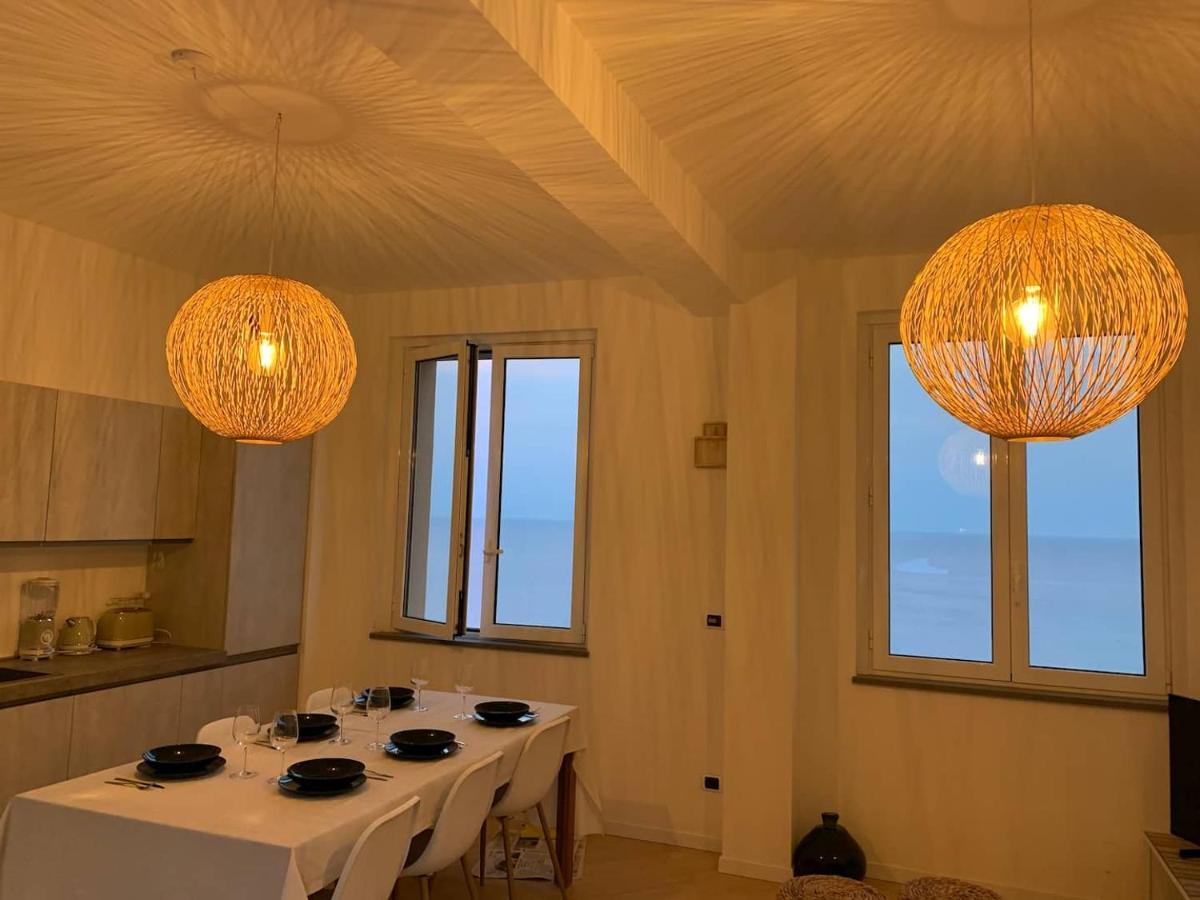 Incanto Sul Mare Con Enorme Terrazza E Piscina แชร์โว ภายนอก รูปภาพ