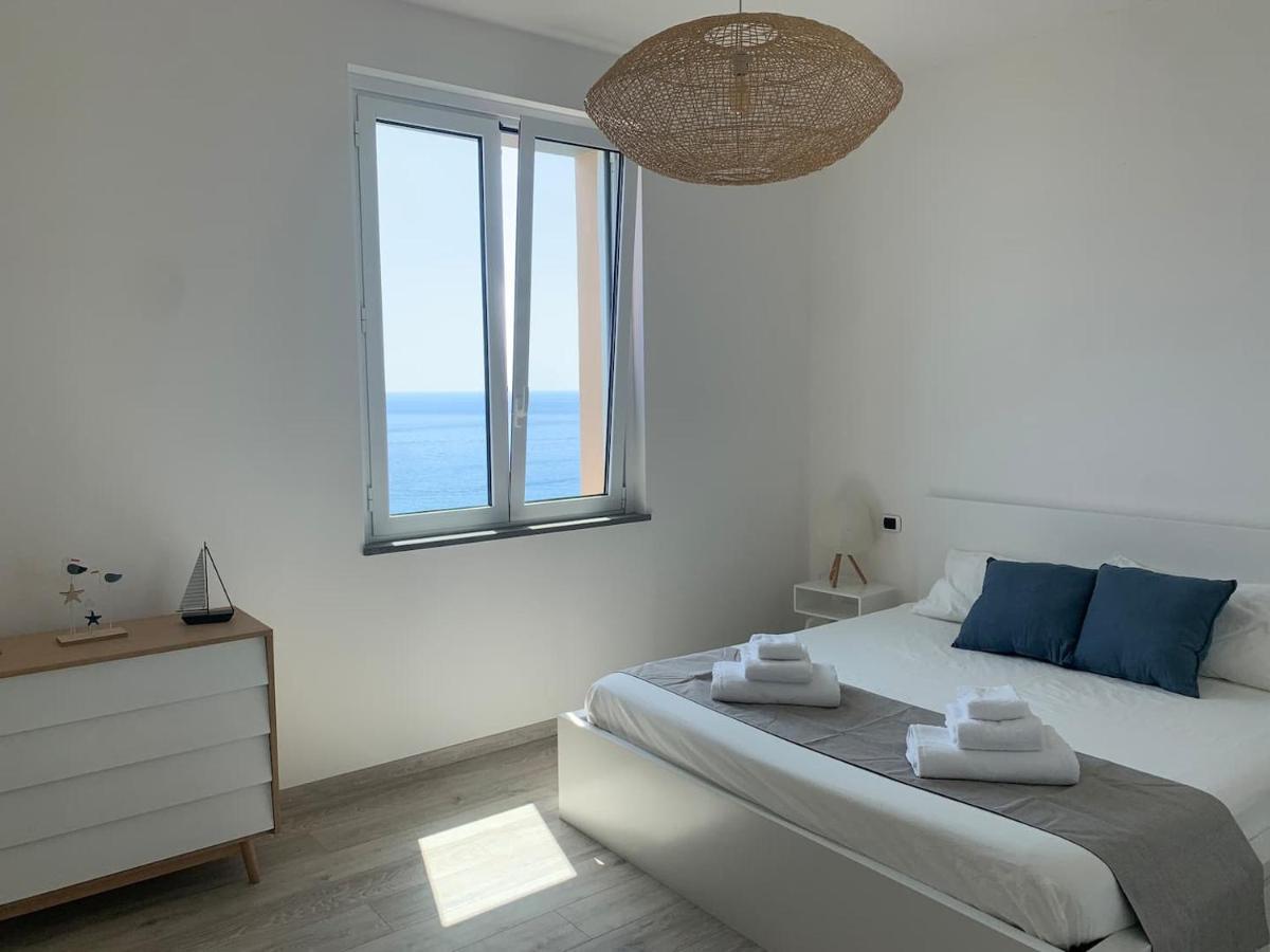 Incanto Sul Mare Con Enorme Terrazza E Piscina แชร์โว ภายนอก รูปภาพ